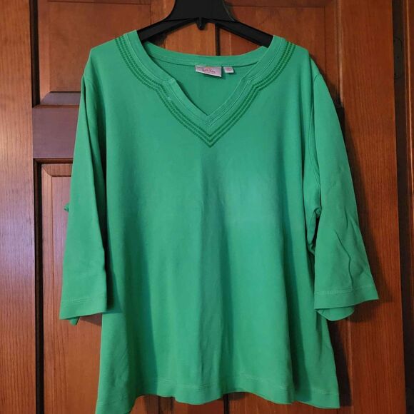 Women's Size 3X Quaker Factory Green Sequins 3/4 Sleeve Top - Picture 1 of 5